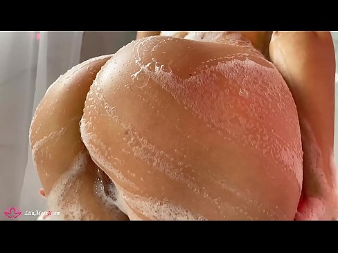 ❤️ Brunette Akuseweretsa maliseche ndi Vibrator mpaka Intense Orgasm mu Shower ❌ zolaula ny.porn-mate.ru ﹏